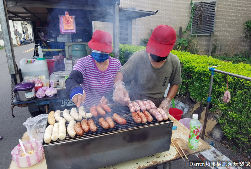 桃園香腸推薦|大溪幸福小站現烤蜜汁香腸/大溪埔頂公園旁只賣三小時超人氣大腸包小腸