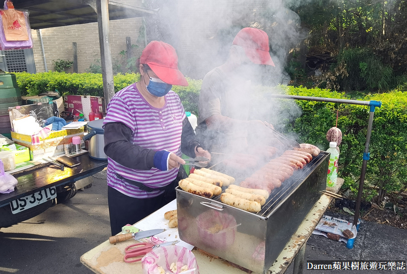 桃園香腸推薦|大溪幸福小站現烤蜜汁香腸/大溪埔頂公園旁只賣三小時超人氣大腸包小腸