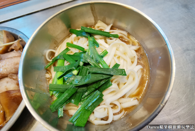 台北萬華美食|古早味通記陽春麵/華西街隱藏角落的老麵店(捷運龍山寺美食)