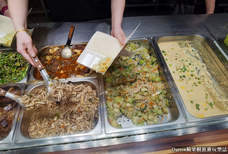 林口美食|蔡家排骨/在地人推薦每天都在排隊的林口排骨飯(菜單價位)