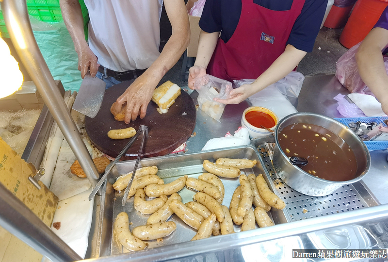 黃石市場美食,黃石市場蘿蔔糕營業時間,蘿蔔糕糯米腸 菜單,黃石市場蘿蔔糕價格,板橋蘿蔔糕,黃石市場魷魚羹,高記生炒魷魚菜單,黃石市場魷魚羹營業時間,府中美食,板橋美食,板橋慈惠宮美食