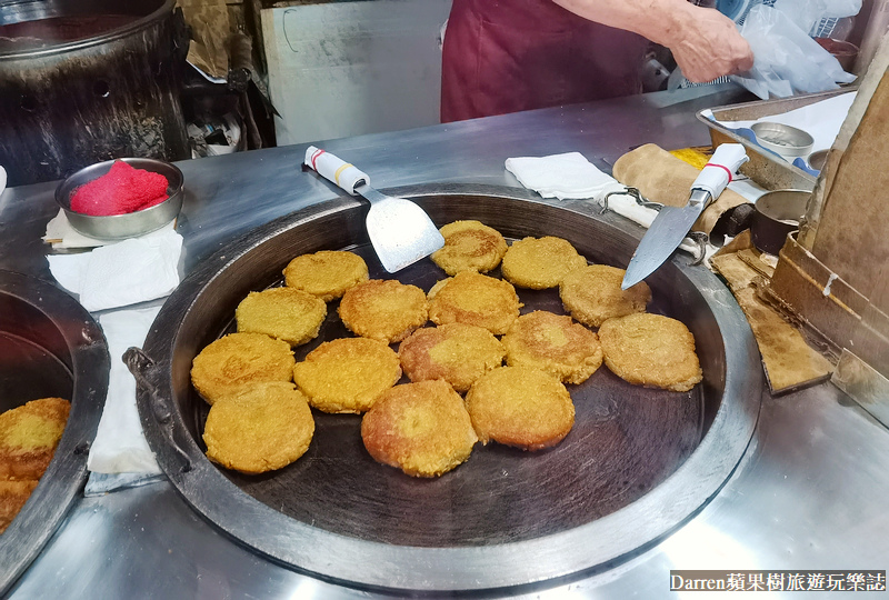 瑞芳美食|阿婆蕃薯粿/鄰近美食廣場在地50年古早味蕃薯餅/瑞芳地瓜餅