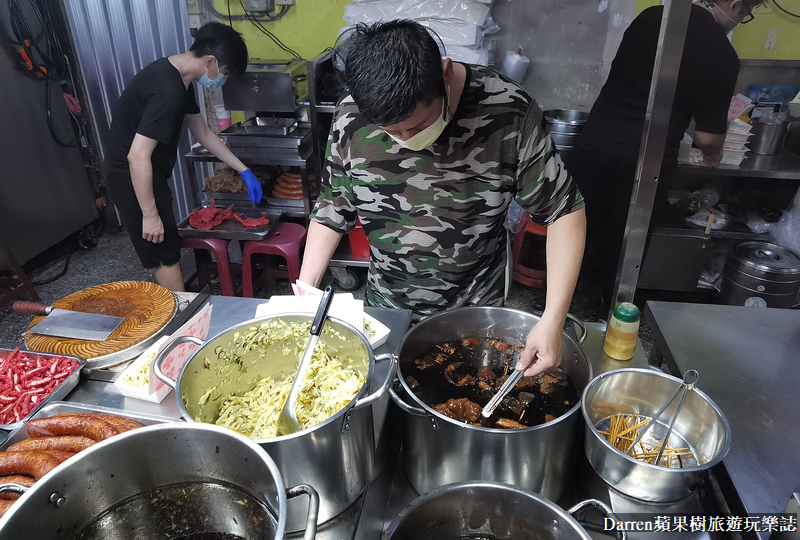 樹林美食|極黑家阿義腿庫飯/樹林豬腳飯排骨飯排隊美食推薦/樹林便當(菜單價位)