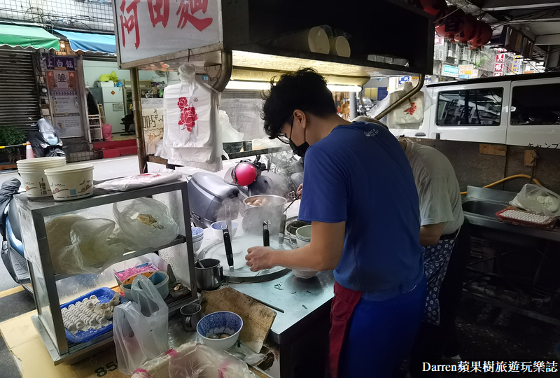 三重美食|阿田麵/三重古早味麵店要全套還是半套(菜單價格)