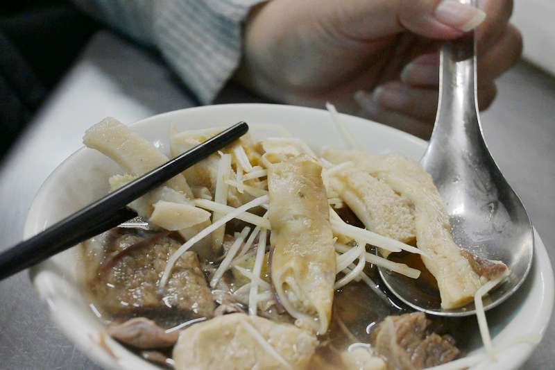 王家祖傳本產牛雜湯,嘉義早餐