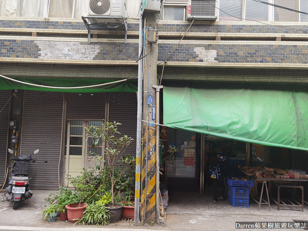 新竹美食,新竹水潤餅,德龍商店,新竹伴手禮,新竹名產,水潤餅哪裡買,水潤餅好吃嗎,城隍廟水潤餅,新竹銅板美食,新竹必買